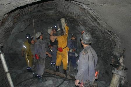 铁山港工程爆破中的危险因素分析以及应对工程爆破危险的措施